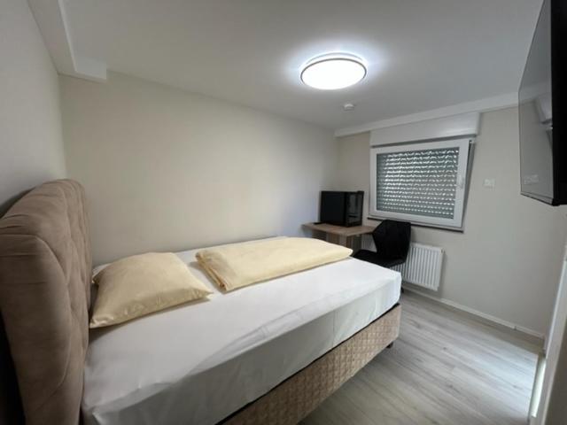 Rheinischer Hof Appartements Леверкузен Экстерьер фото