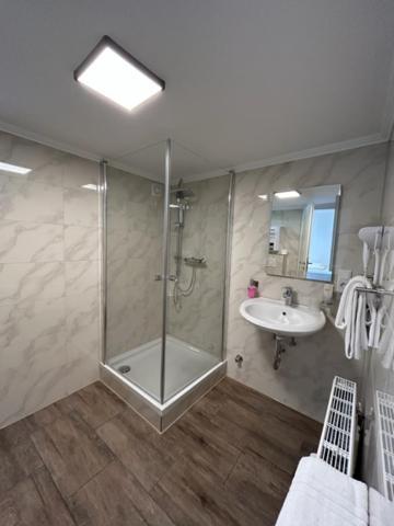 Rheinischer Hof Appartements Леверкузен Экстерьер фото